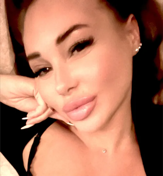Lina - Onlyfans
