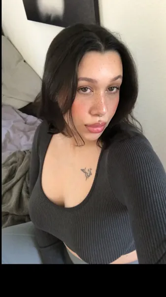 Sarah - Onlyfans